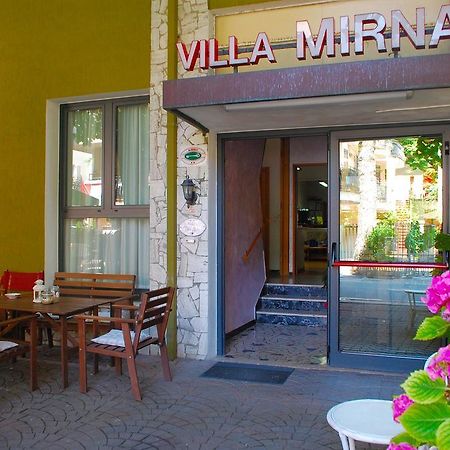 Villa Mirna Rimini Exteriör bild