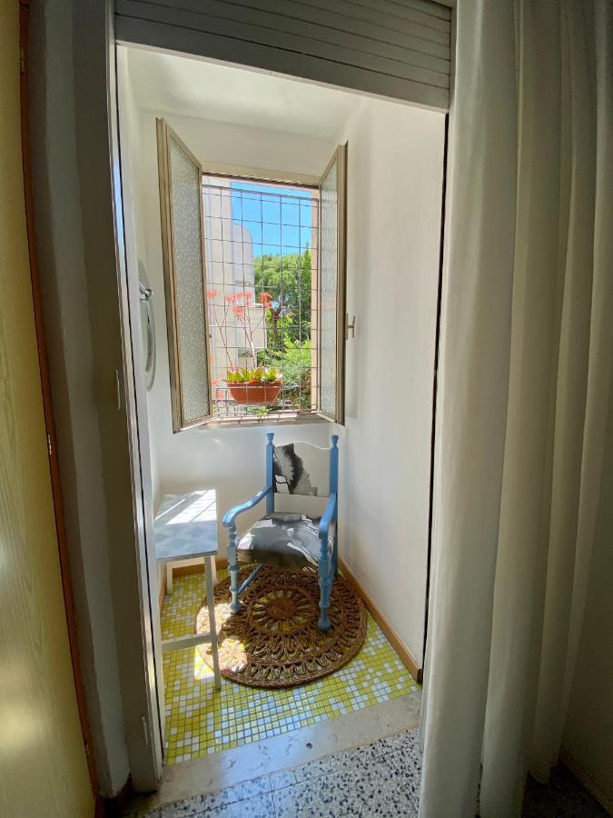 Villa Mirna Rimini Exteriör bild