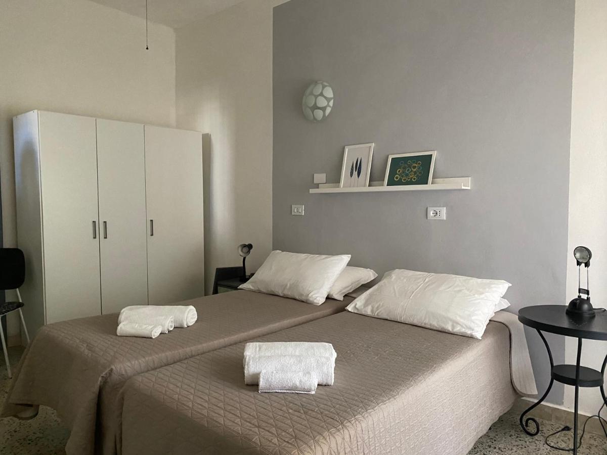 Villa Mirna Rimini Exteriör bild